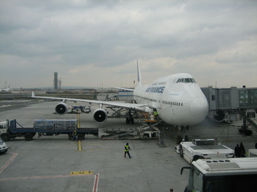 
Air France Boeing 747-400 at Paris-CDG leaving for Montréal-Trudeau.